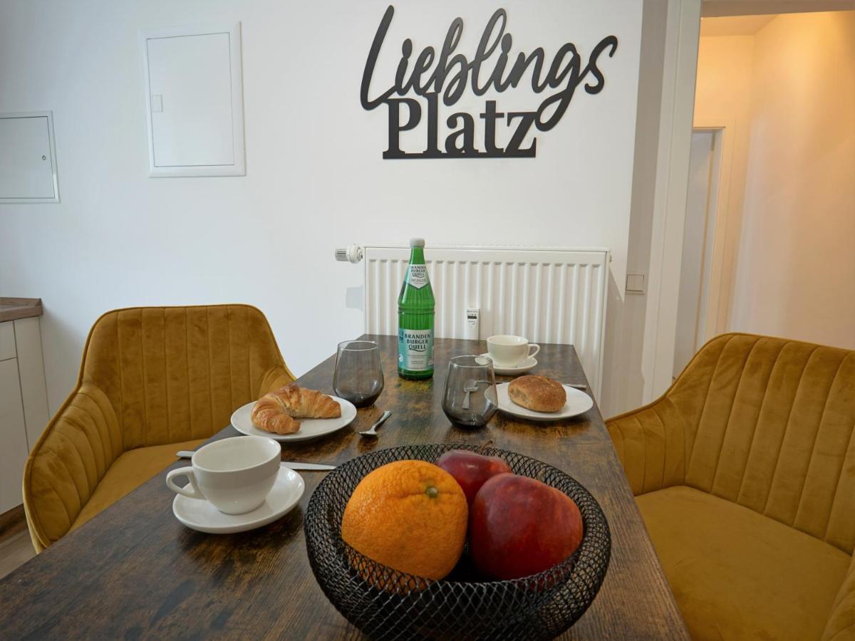 "Hogulu" Brandenburg, Balkon, Neustadt, Kueche, Wassernaehe - Parkplatz Inklusive Lägenhet Brandenburg  Exteriör bild
