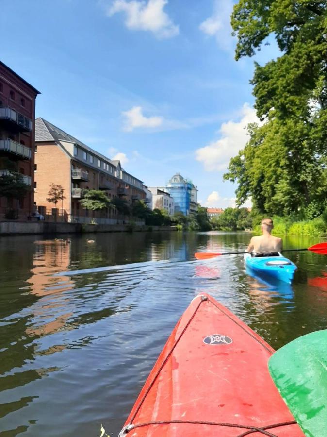 "Hogulu" Brandenburg, Balkon, Neustadt, Kueche, Wassernaehe - Parkplatz Inklusive Lägenhet Brandenburg  Exteriör bild
