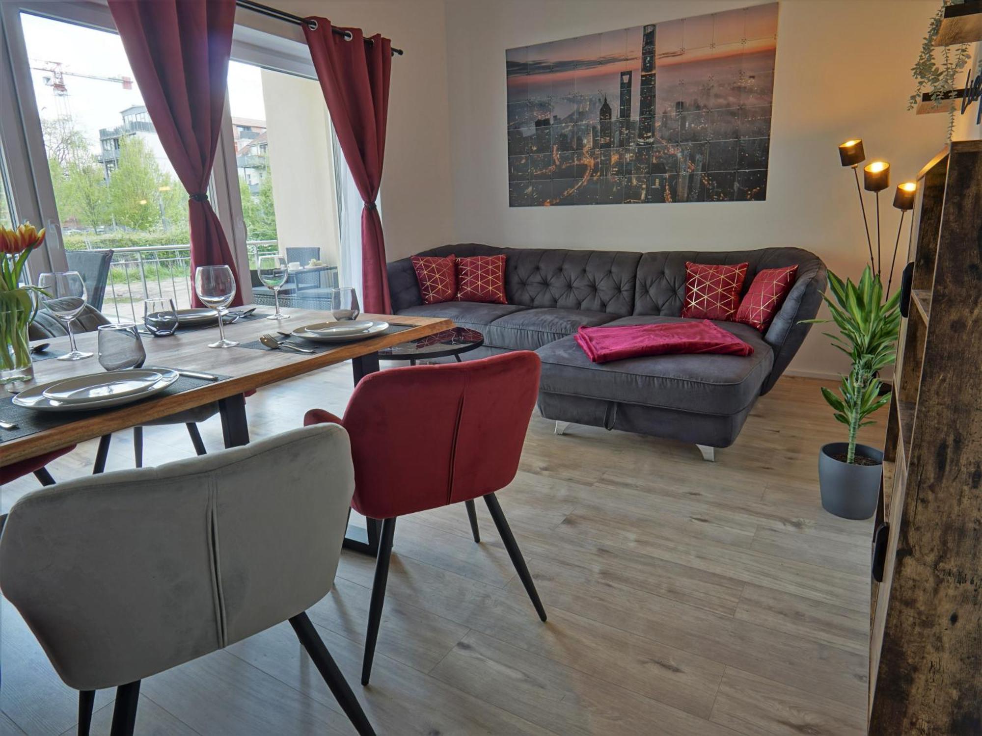 "Hogulu" Brandenburg, Balkon, Neustadt, Kueche, Wassernaehe - Parkplatz Inklusive Lägenhet Brandenburg  Rum bild